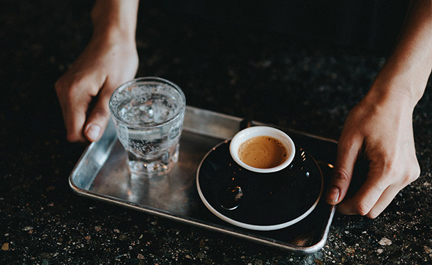 Bicchieri caffè al vetro